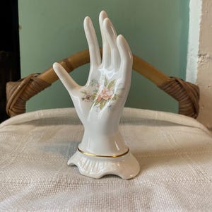 Hand Shaped Porclain Ring Holder