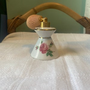 Kleine Automizerflasche aus Porzellan. Königliches Bayern