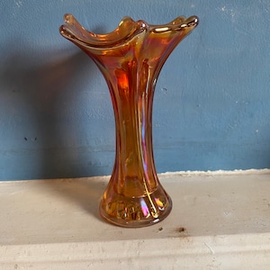 Lovely carnival glass vase