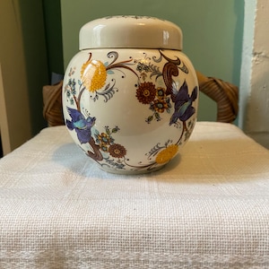 Vintage Sadler Ginger Jar