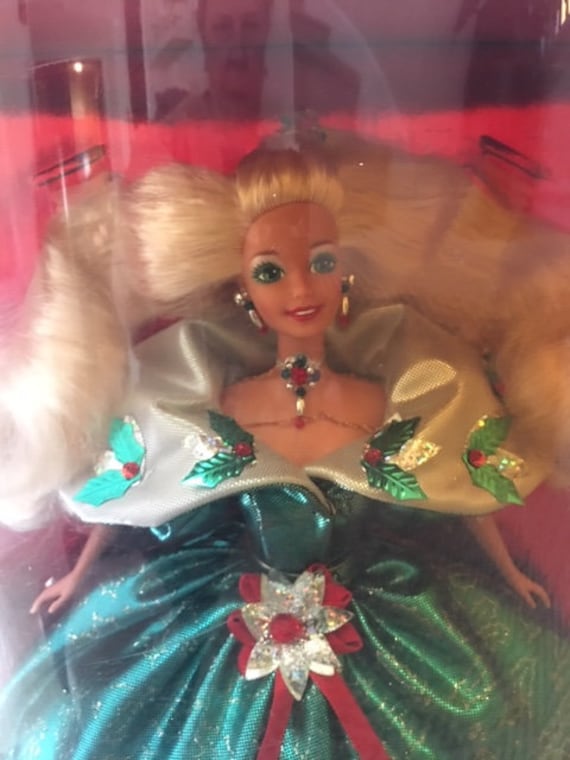 happy holiday barbie 1995