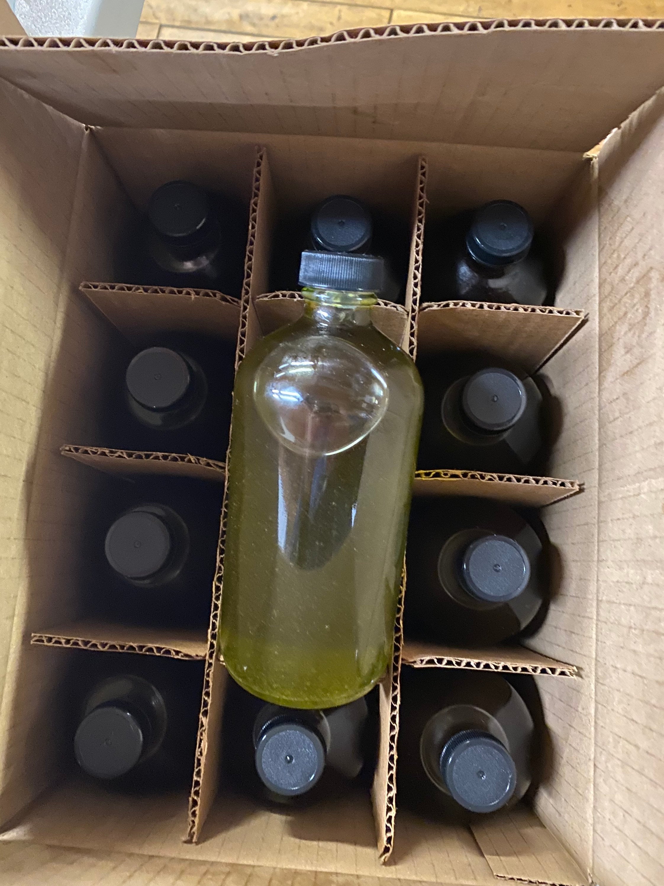 Curto Sicilian Extra Virgin Olive Oil – Unfiltered, First Cold Press – 500ml – Italy, Exp 2027