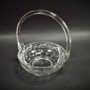 Heisey Glass Daisy & Leaves Basket No. 480