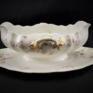 Theodore Haviland Limoges Schleiger 159A Pink Roses Gravy Boat with Attached Underplate