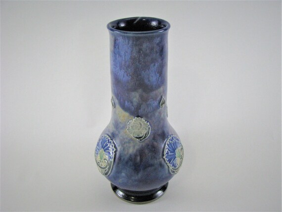 ロイヤルドルトンの花瓶 アールヌーボー フローラルエンブレム