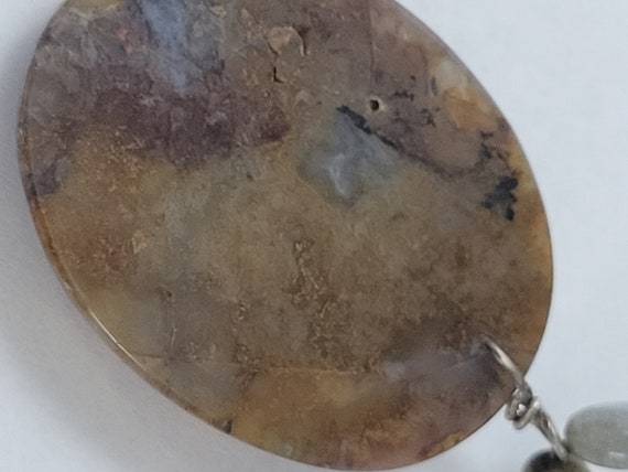 Jade Agate Beaded Stone Pendant Necklace - image 8