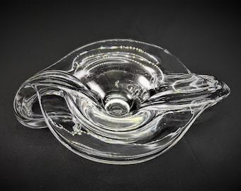 Art Glass Pulled Handle Bowl with Polished Pontil