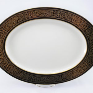Mikasa Bone China Mount Holyoke Pattern 15&quot; Oval Serving Platter