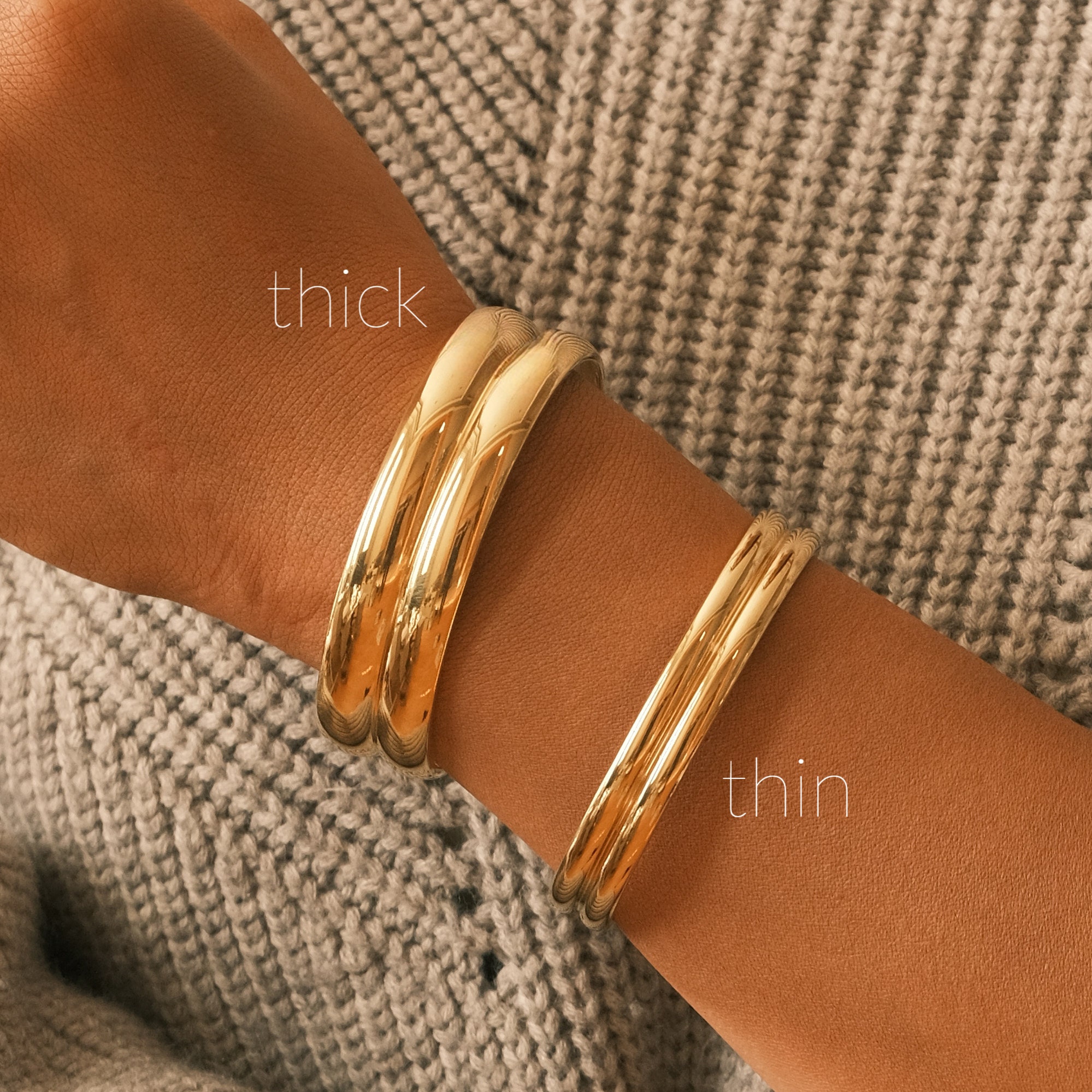 20th Century Wide Yellow Gold Ribbed Bow Bangle Bracelet For Sale at  1stDibs | bow bangles shop, gold bow bracelet, wide gold bangle