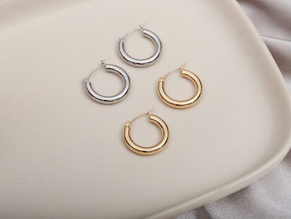 Gold chunky hoop earring Gold Vermeil Earring hypoallergenic / gold hoop  earrings / croissant hoops / thick hoop earrings for gift Q-200