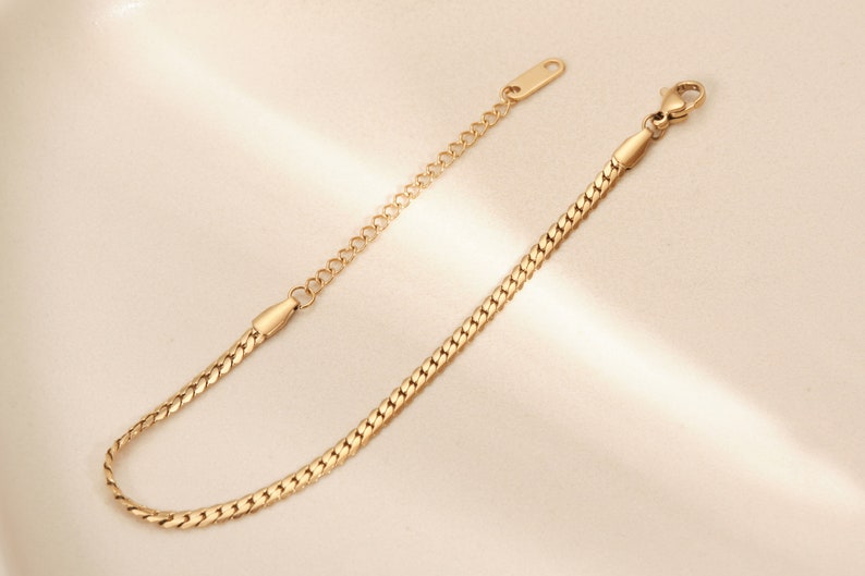 18K Gold Herringbone Bracelet, Gold Snake Chain Bracelet,Flat Herringbone Chain, Gold Chain Bracelet, Thin Herringbone chain, Gold Bracelet Flat Herringbone 1