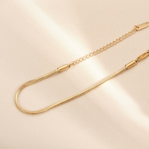 18K Gold Herringbone Bracelet, Gold Snake Chain Bracelet,Flat Herringbone Chain, Gold Chain Bracelet, Thin Herringbone chain, Gold Bracelet 1.5mm Snake Chain