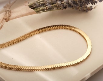 Gold Centipede Chain Necklace, Vintage Necklace, Gold Chain Necklace, Thick Centipede Necklace, Chunky Chain Necklace, Herringbone Chain