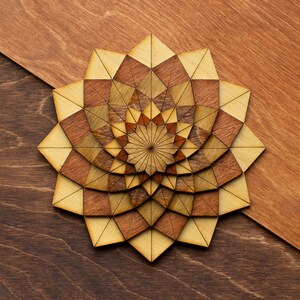 DAHLIA Flower Wooden Art Ornament Wall Decor Magnet Pin Laser cut Geometric Origami Handmade Personalized Christmas Gift Maple (Regular)