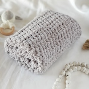 Crocheted Baby Blanket: Chunky Chenille Stroller Blanket
