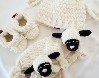 Lamb gift set for Baby | Newborn gift set | Baby shower gift set | Baby gift set for girls | Baby gift set for boys