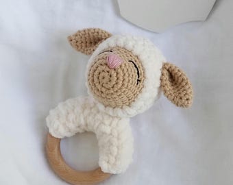 Lamb Baby Rattle Chenille & Wood Ring – Handmade Lamb Rattle – Baby Gift, Newborn Toy – Nursery Toy – Baby Shower Gift