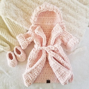 Chenille Baby Bathrobe | Luxury bathrobe for babies | Super Chunky Baby Robe