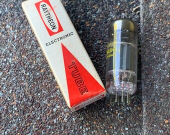 30 00 Ted Baker shoe shine kit Black sold by ASOS Online 30 00 Ted Baker shoe shine kit Black sold by ASOS Online