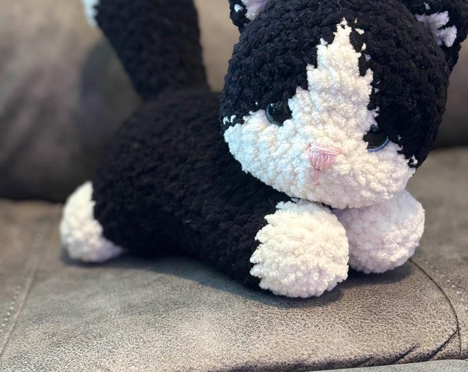 Mochi ~ Amigurumi Customizable Cat/Kitty Plushie Ultra Soft