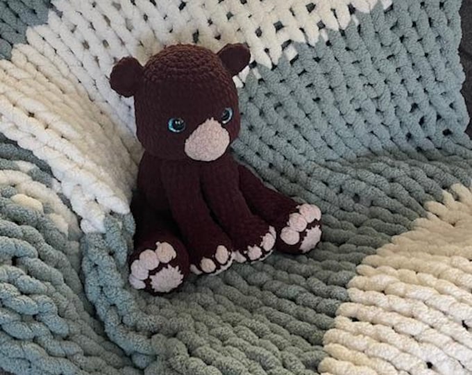 Chunky Hand-Crocheted Blanket/throw