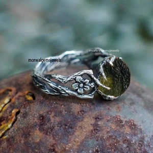 Etsy moldavite ring hotsell