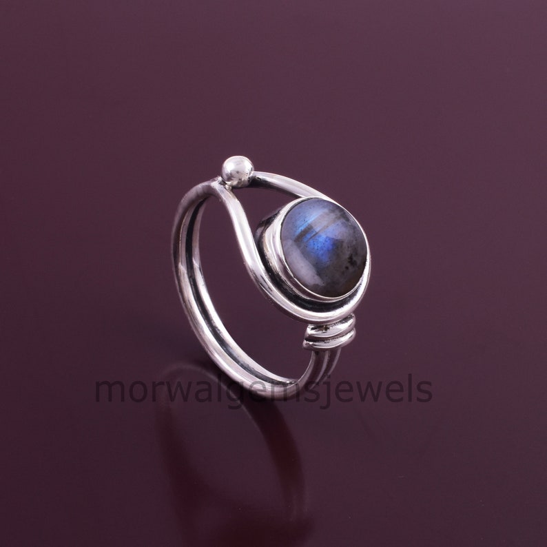 Boho Ring Fidget Ring Meditation Ring Natural Labradorite Ring Women Ring. Artisan Ring Labradorite Silver Ring Blue Labradorite Ring