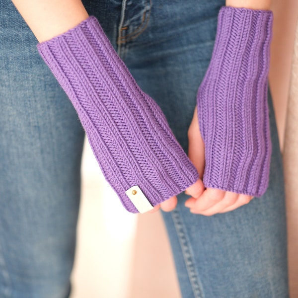 EASY Knitting Pattern Fingerless Gloves Pattern, beginner knitting pattern, knitted gloves pattern, handmade mittens pattern,