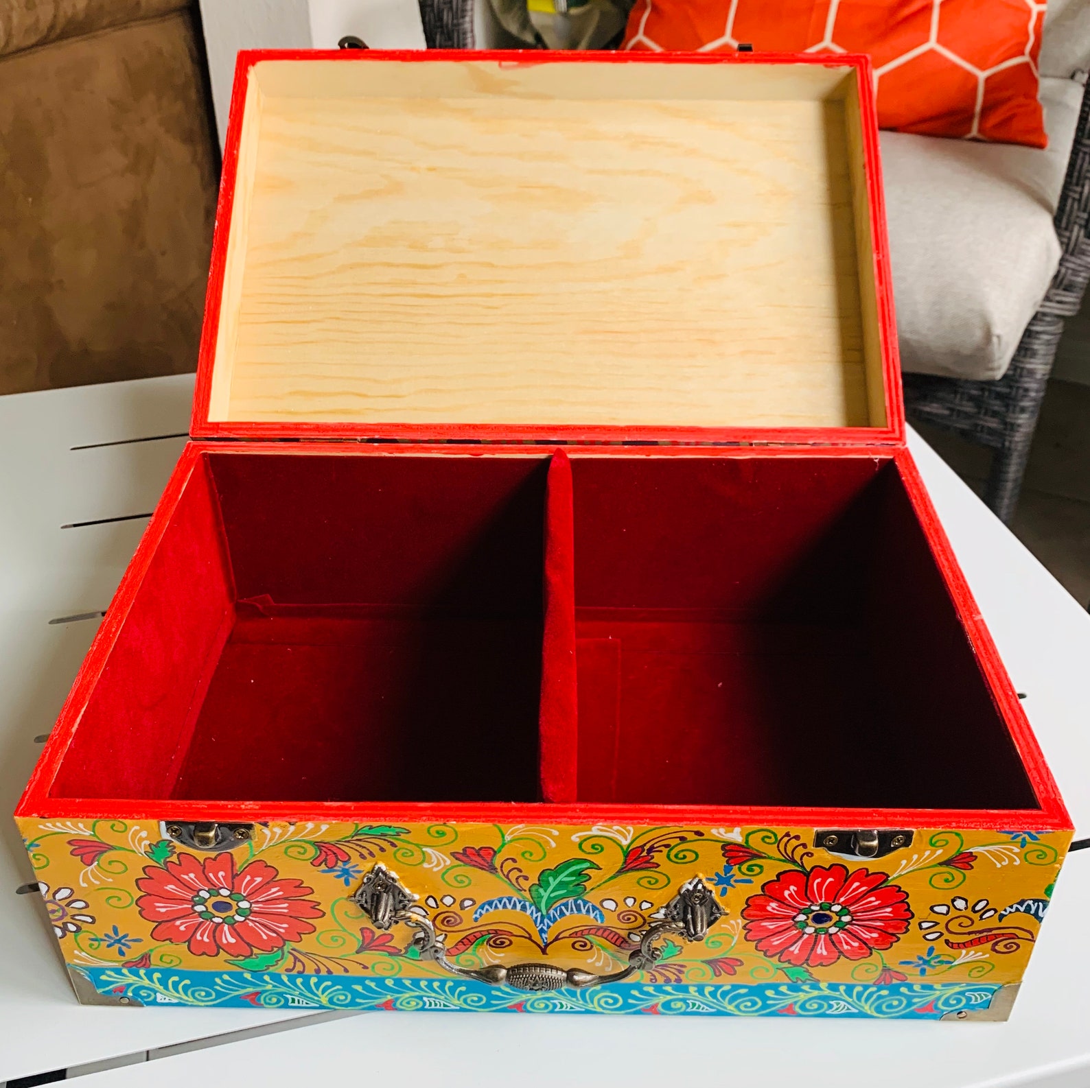 Buy Jewellery Box Traditional Indian Style Handpainted Online in