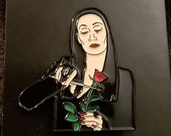 Morticia pin