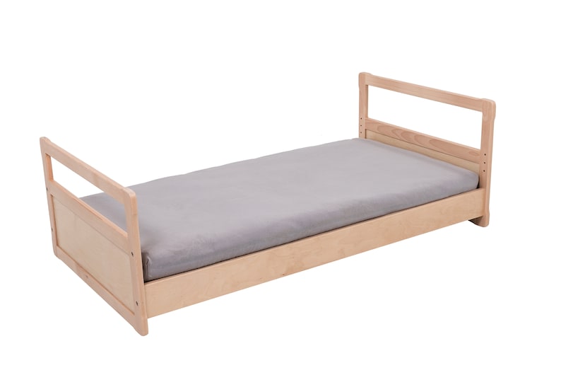 Montessori toddler bed HIGH image 8