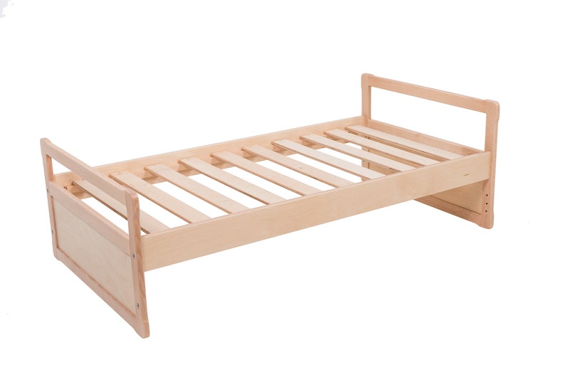 Montessori toddler bed HIGH image 5