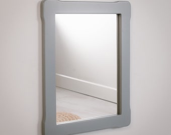 Petit miroir pour enfant, miroir pour chambre de bébé, miroir décoratif Montessori en bois gris pour sol de bébé, décoration pour chambre d'enfant, article de registre de bébé