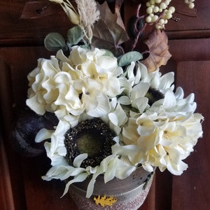 玄関に吊るす花かご