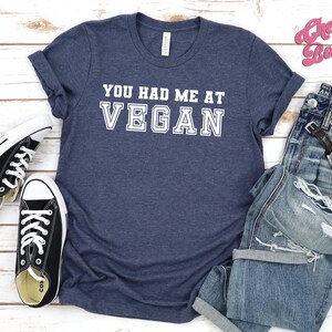 Camiseta vegana Vegan Love Shirt Vegan Valentine&#39;s Gift Vegan AF Plant Based Woman Shirt Vegan Gift Plant Powered Gift Plus to 5XL