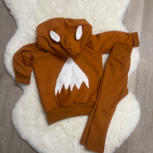 Fox hoodie with appliqué and ears
