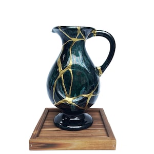 Include wood base ,Kintsugi gifts, kintsugi Vase, Japanese art in repairing with gold a broken pottery, kintsukuroi bowl, kintsugi pottery