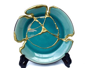 Include Wood Stand ,Kintsugi gifts, kintsugi bowl, Japanese art in repairing with gold a broken pottery, kintsukuroi bowl, kintsugi pottery