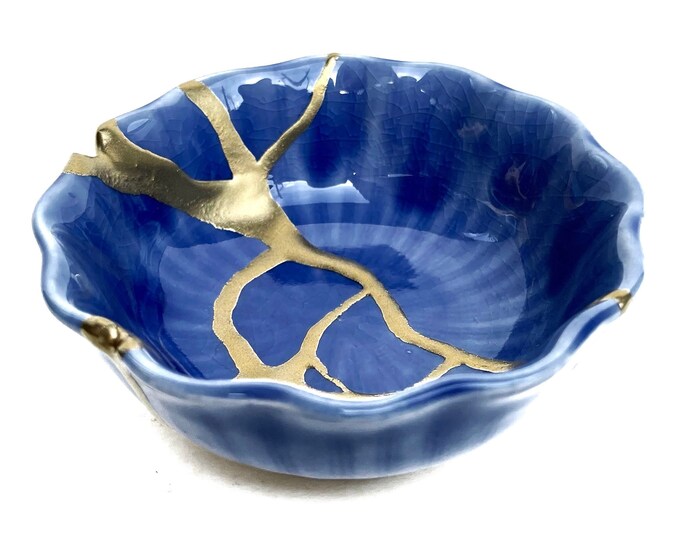 Kintsugi Gifts, Kintsugi Bowl, Japanese Art in Repairing With Gold a