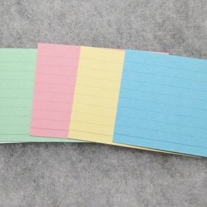 Petites cartes/fiches de Notes lignées des 2 côtés (+/- 40 pcs)