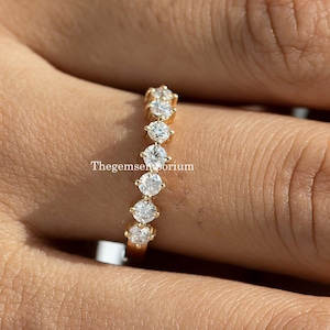 2.5mm Round Brilliant Cut Diamond Eternity Band,Prong Set Wedding Ring,Stackable Engagement Ring,14k Gold Fine Jewelry,Minimal Proposal Ring