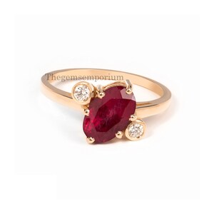 Genuine Ruby Engagement Ring/14K Solid Gold/Three Stone Ring/Anniversary Ring/Promise Ring for Her/Ruby Wedding Ring/Minimalist Ring/Vintage