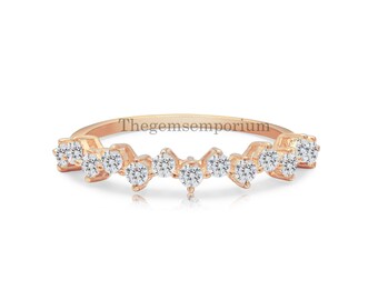 Diamond Wedding Band,Dainty Gold Ring,Vintage Diamond Ring,Cluster Stacking Band,Prong Set Diamond Ring,14k Rose Gold Ring,Promise Band Gift