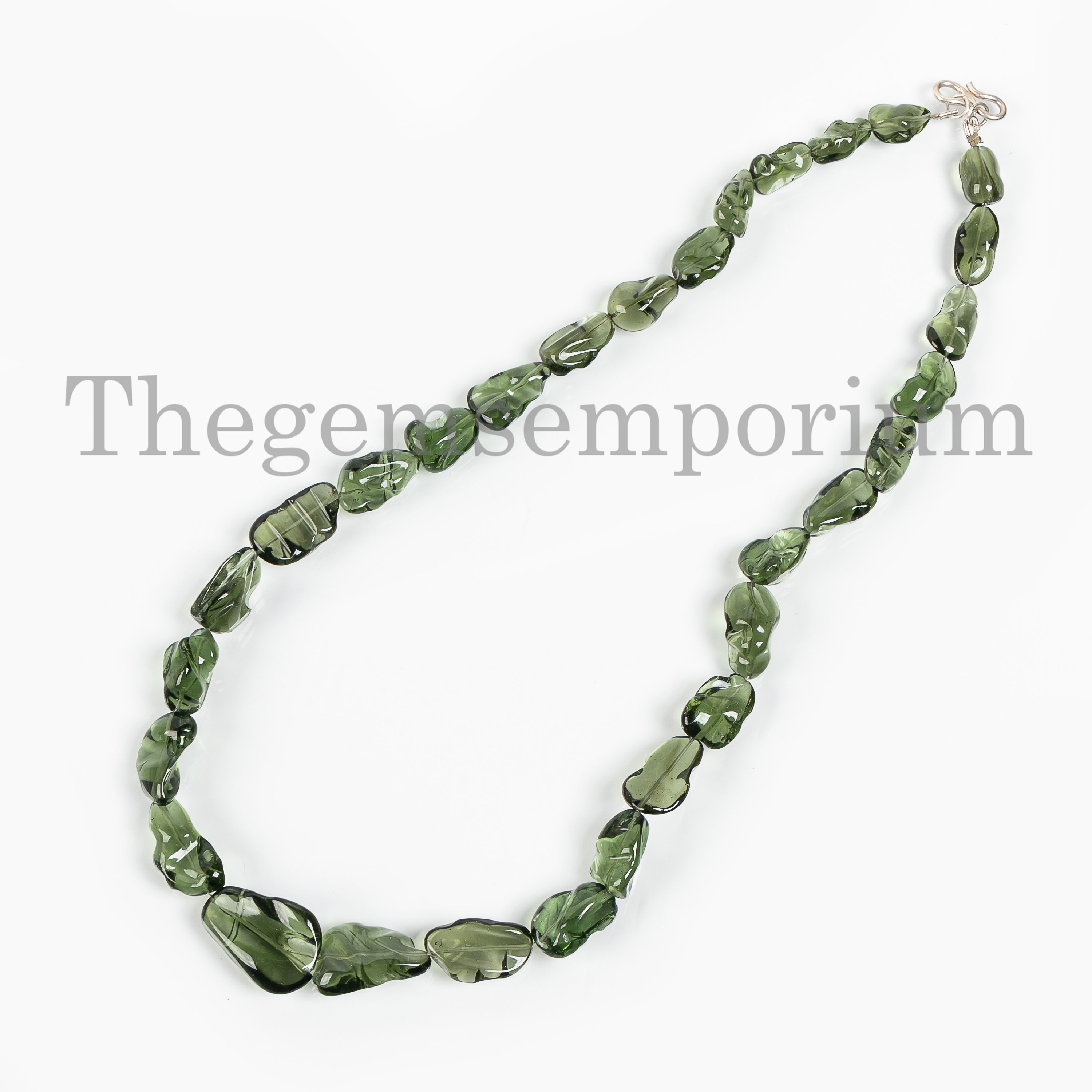 最高品質のモルダバイトネックレス、モルダバイトの滑らかなナゲット