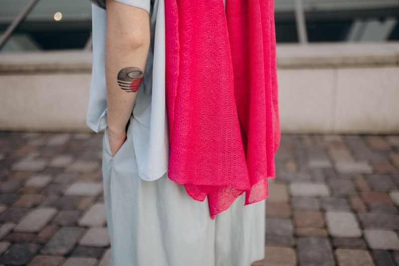 Linen Summer Shawl in Fuchsia, Lace Knit Scarf, Boho Style Accessories, 100% European Linen Scarf, Eco Wrap Linen Shawl, Hand Knit Scarf image 3