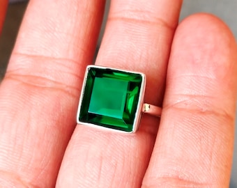 エメラルドカットエメラルドリング、2カラット6×8mmエメラルドカット