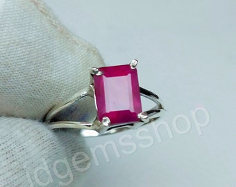 Anello in argento sterling con rubino da laboratorio: anello di promessa fatto a mano con pietra portafortuna di luglio