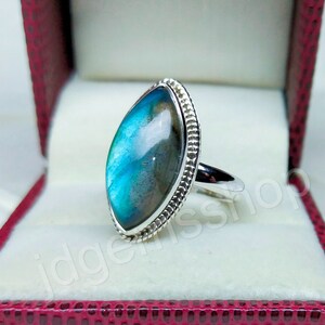 Handmade Marquise Labradorite Ring: 925 Sterling Silver Boho Ring