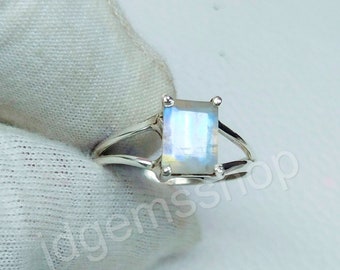 Rainbow Moonstone Ring, Sterling Silver Jewelry, Genuine Moonstone Ring, Moonstone Ring, Natural Moonstone Ring, Silver Ring