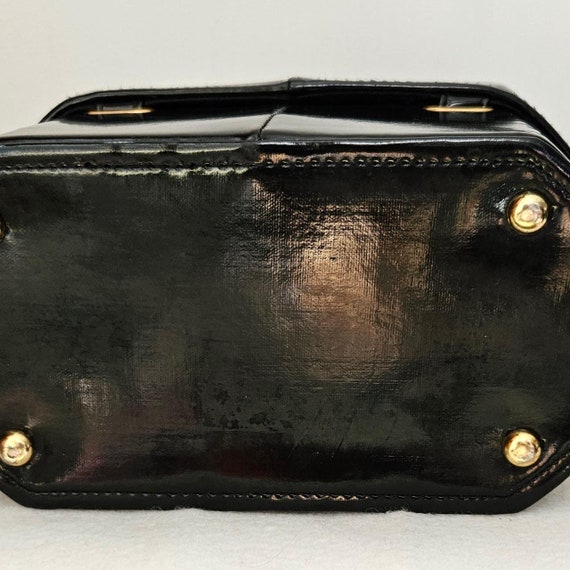 Vintage 1950s Patent Leather Box Purse with Lucit… - image 4